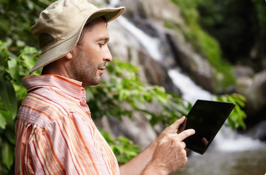 Gamifying the Wilderness, How Mobile Software Transformed Global Birdwatching Into a Mass Tech Trend